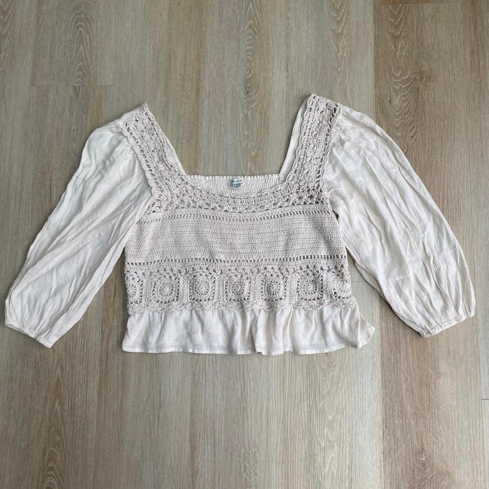 American Eagle cream crochet Smocked Cropped Top Square Neck Puff Sleeve SZ XL